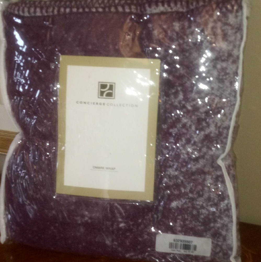 Concierge Collection Ombre Wrap